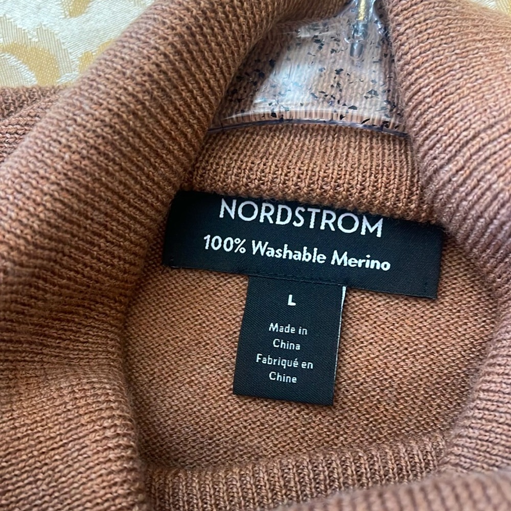 MERINO WOOL NORDSTROM TURTLE NECK SWEATER - Picture 7 of 8